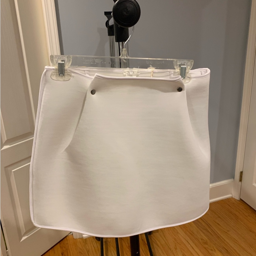 White foam skirt, Laila Soares size M
